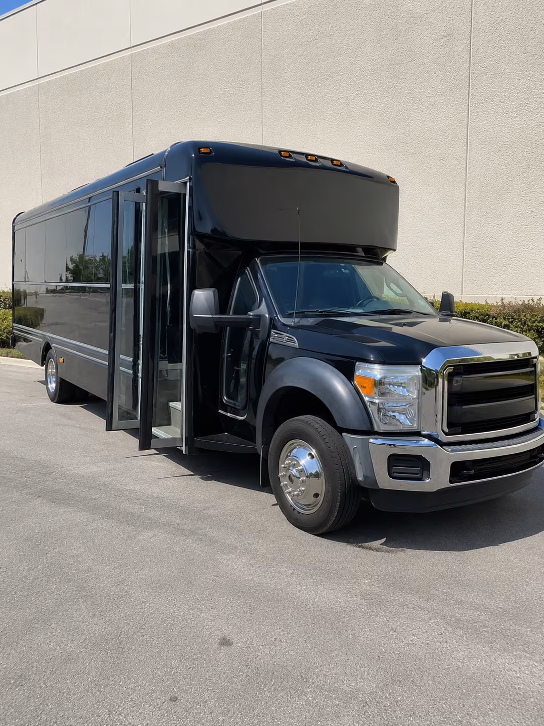 pleasanton bus rentals