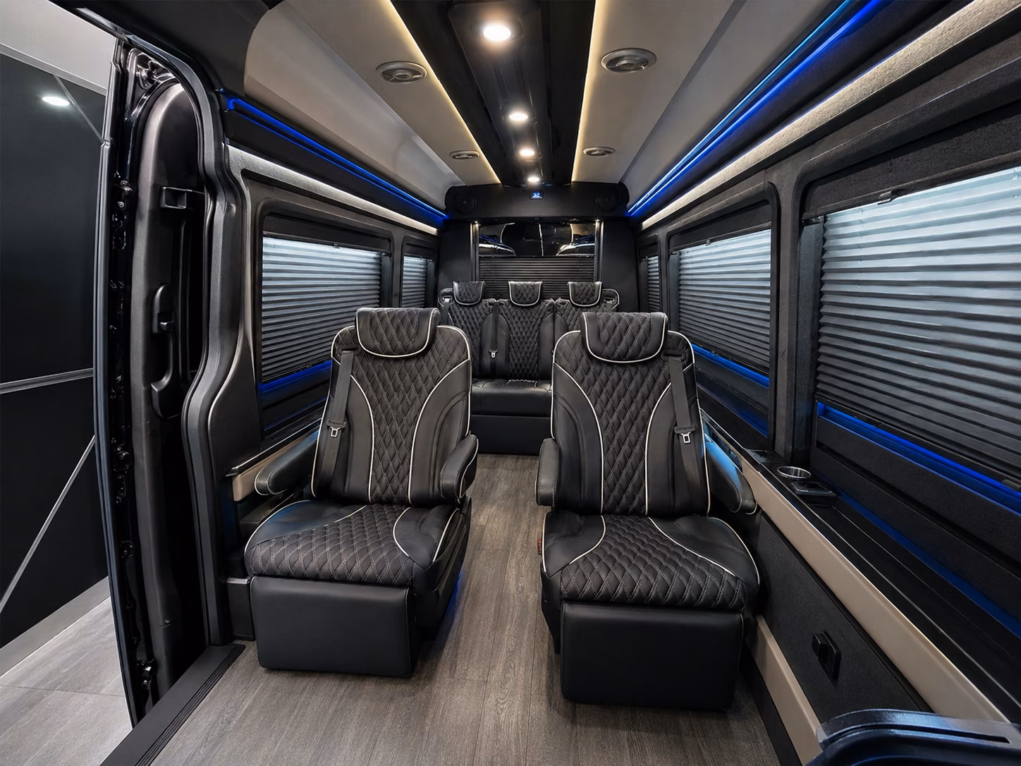 tracycharterbuscompany com is the go to for tracy corporate airport shuttles